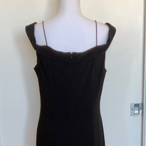 DRAMATIC ADRIANNA PAPELL OFF SHOULDER EVENING GOWN - Picture 2 of 6